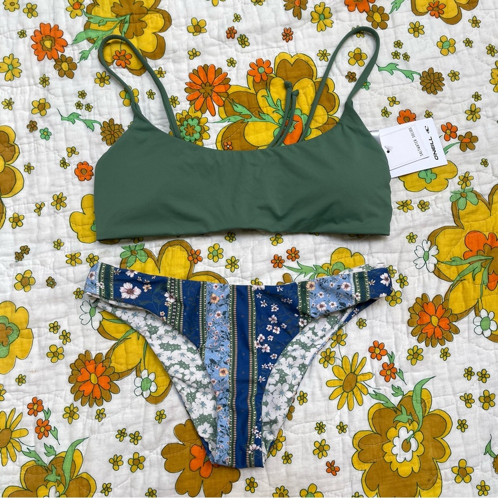 O’Neil saltwater solid bikini set